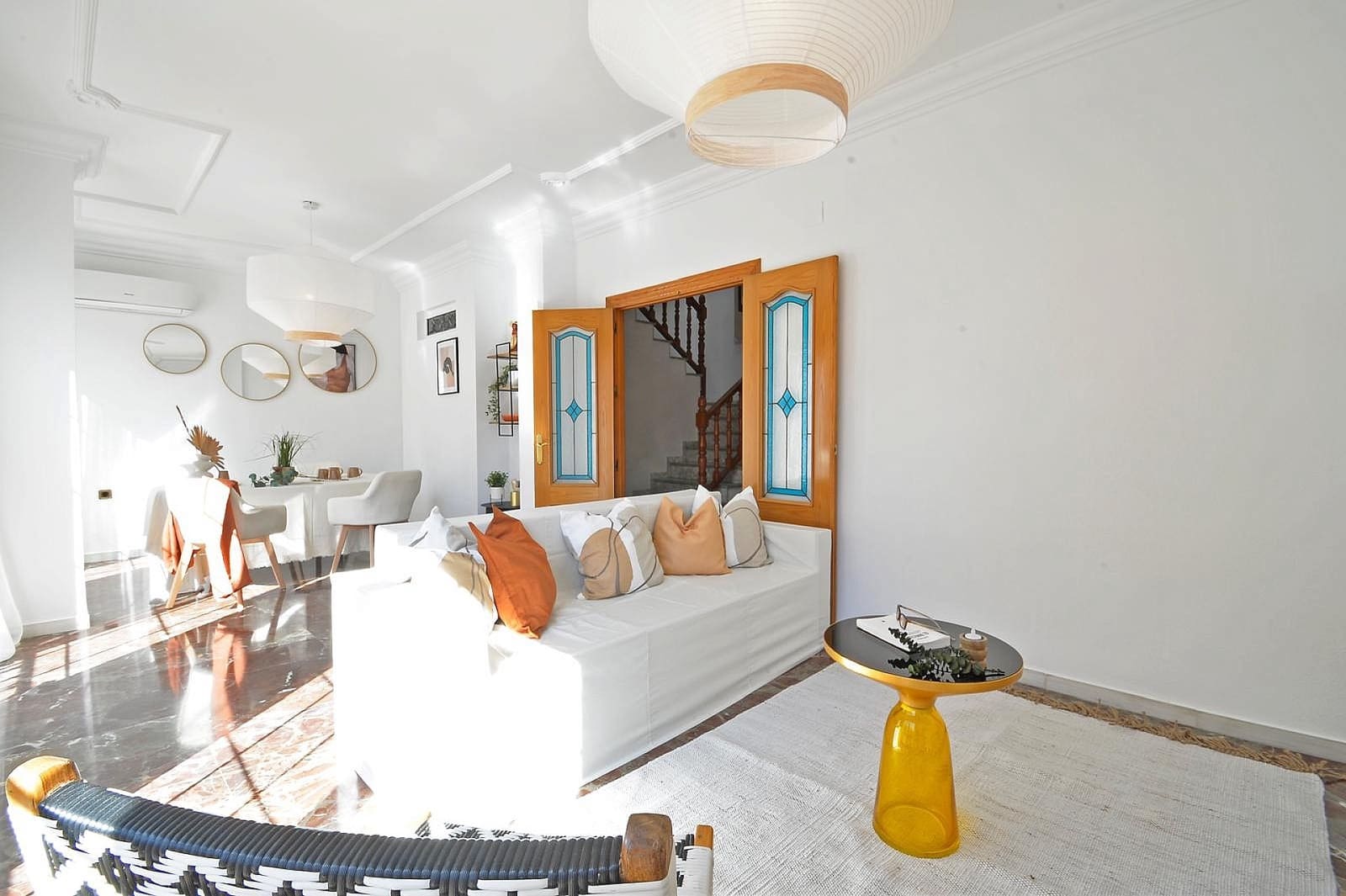 4 bedroom Townhouse for sale in Sax with garage - € 249,000 (Ref: 9651188)