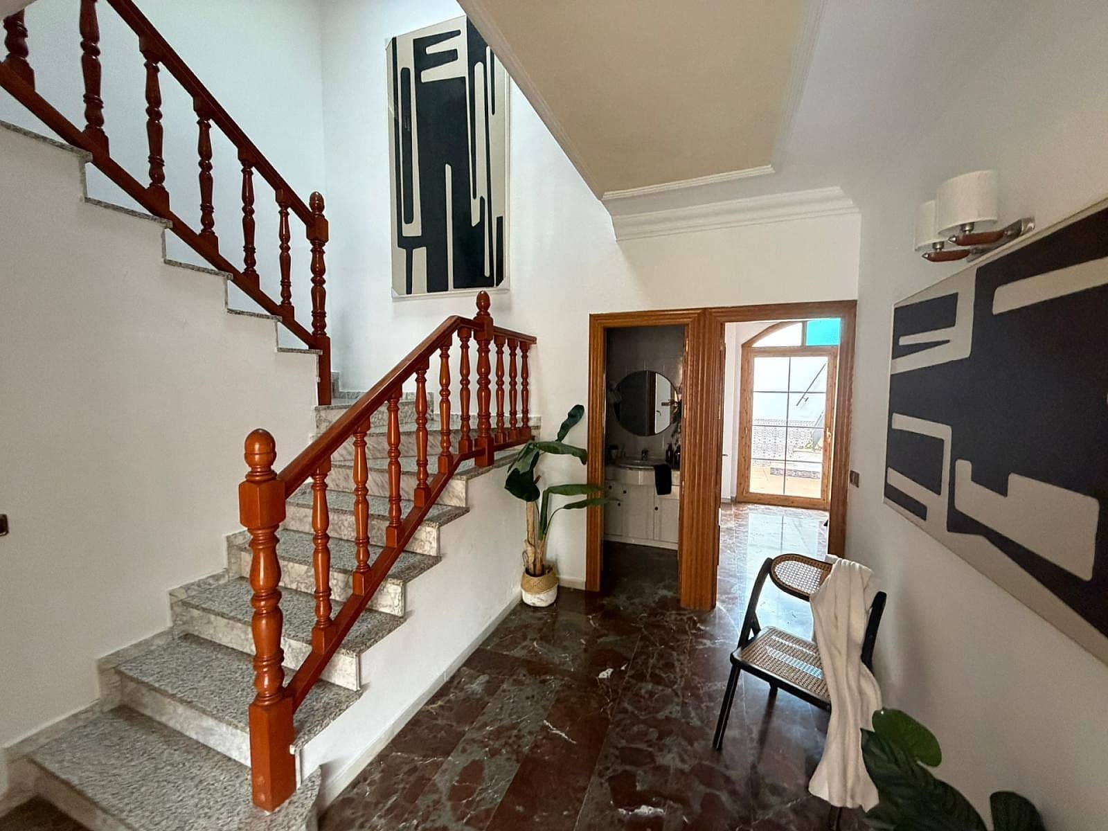 4 bedroom Townhouse for sale in Sax with garage - € 249,000 (Ref: 9651188)