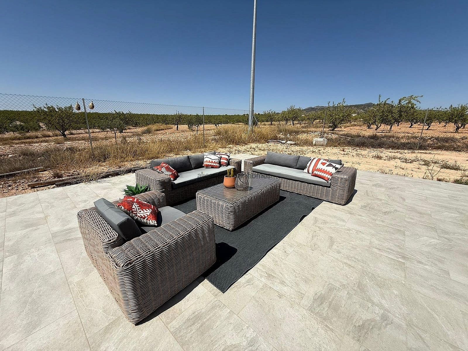 3 sypialnia Willa na sprzedaż w Pinoso z basenem - 425 000 € (Ref: 9655615)