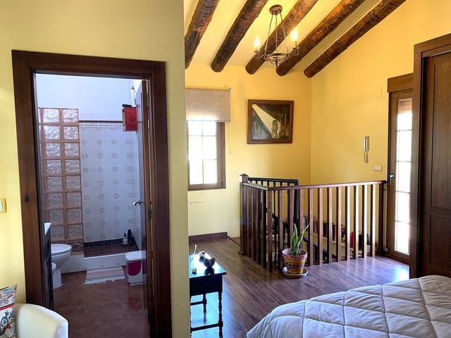 Chalet de 3 habitaciones en Novelda en venta - 270.000 € (Ref: 9658232)