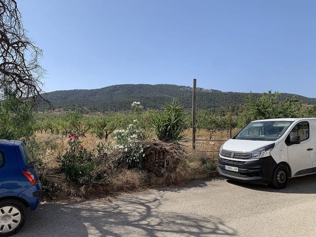 3 makuuhuone Omakotitalo myytävänä paikassa Casas del Senor, Monóvar / Monóver mukana 
autotalli - 98 000 € (Ref: 9658247)