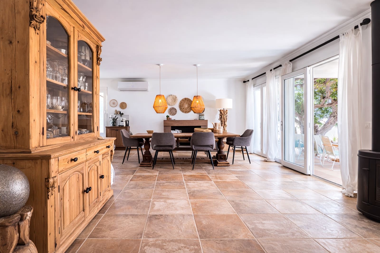 8 makuuhuone Huvila myytävänä paikassa La Romana mukana uima-altaan - 698 000 € (Ref: 9660798)