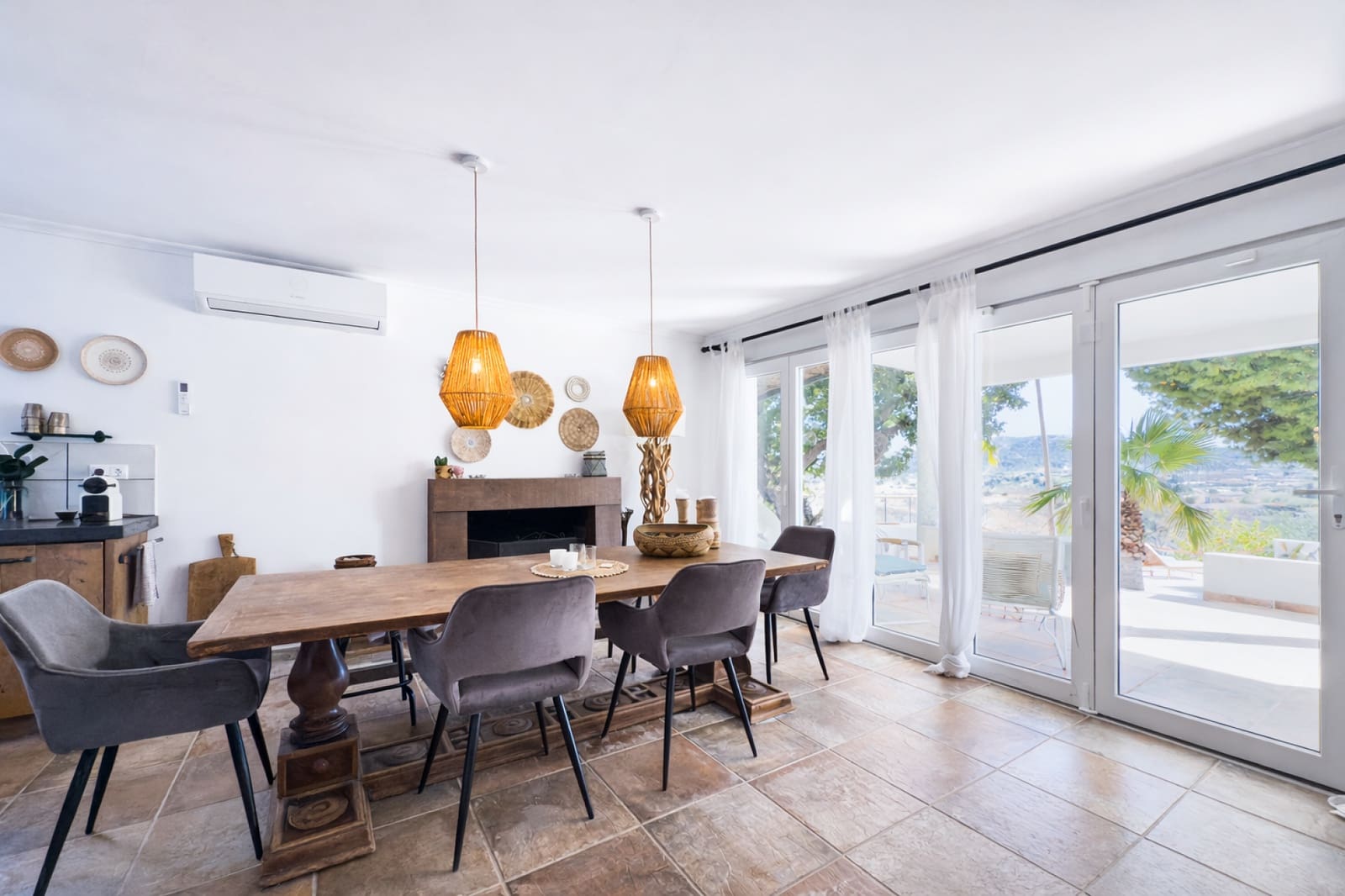 8 makuuhuone Huvila myytävänä paikassa La Romana mukana uima-altaan - 698 000 € (Ref: 9660798)