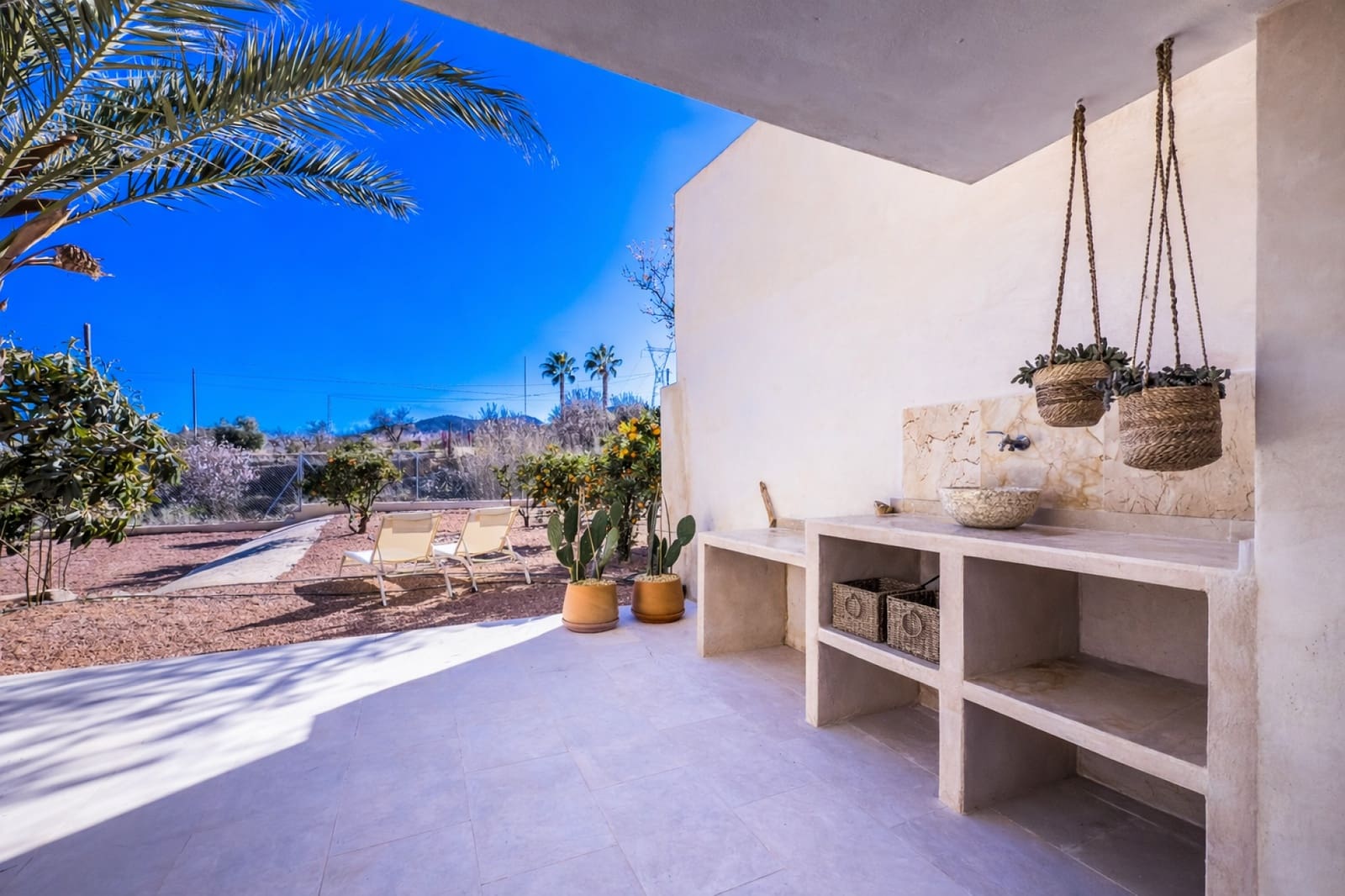 8 makuuhuone Huvila myytävänä paikassa La Romana mukana uima-altaan - 698 000 € (Ref: 9660798)