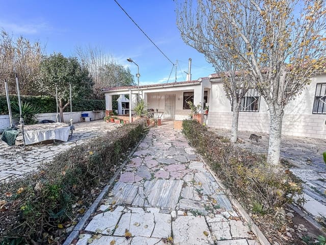 4 Zimmer Villa zu verkaufen in Sax mit Pool - 184.995 € (Ref: 9665869)