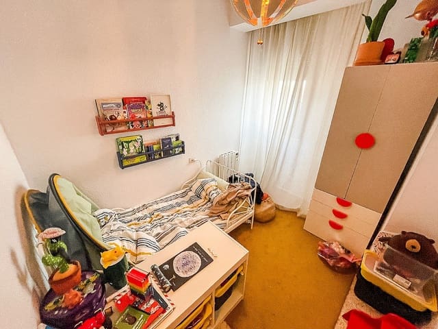 3 slaapkamer Appartement te koop in Barrio del Centro, Alicante stad - € 245.000 (Ref: 9665870)