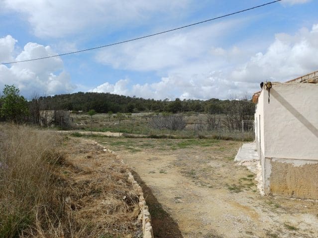 3 bedroom Villa for sale in Abanilla - € 82,000 (Ref: 9669885)