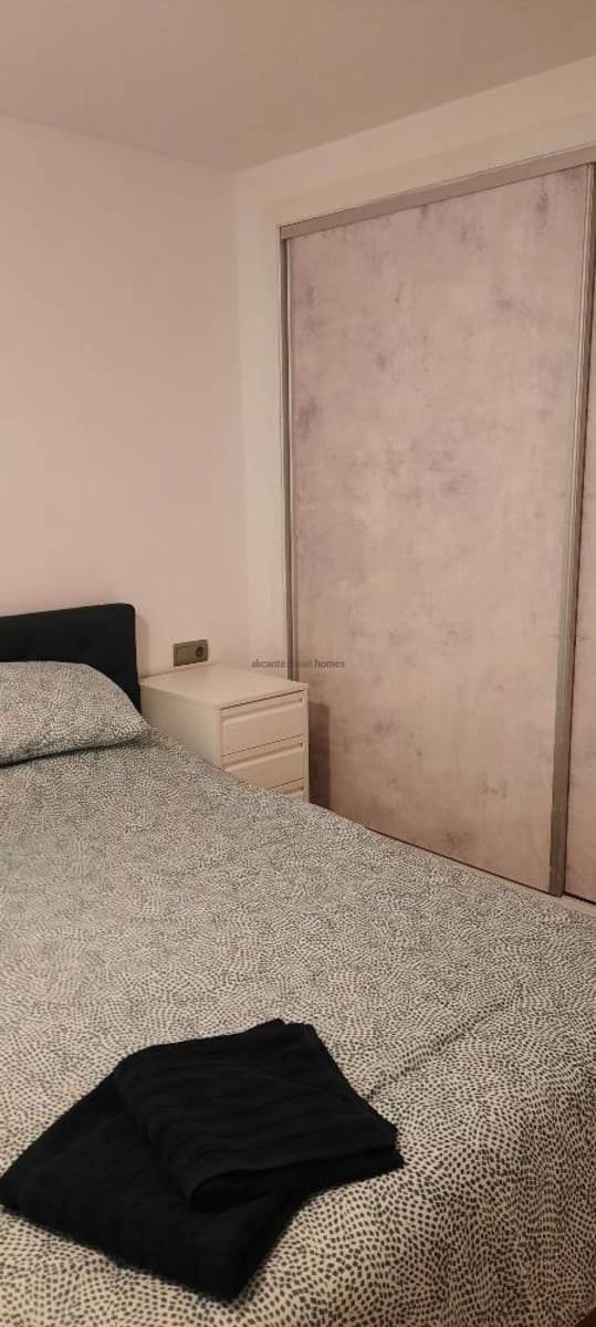 2 Zimmer Apartment zu verkaufen in Pinoso mit Pool - 79.995 € (Ref: 9669888)