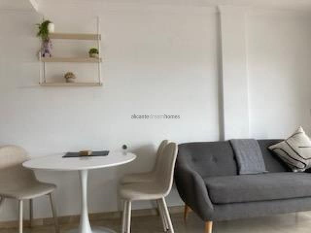 2 sovrum Lägenhet till salu i Pinoso med pool - 79 995 € (Ref: 9669888)