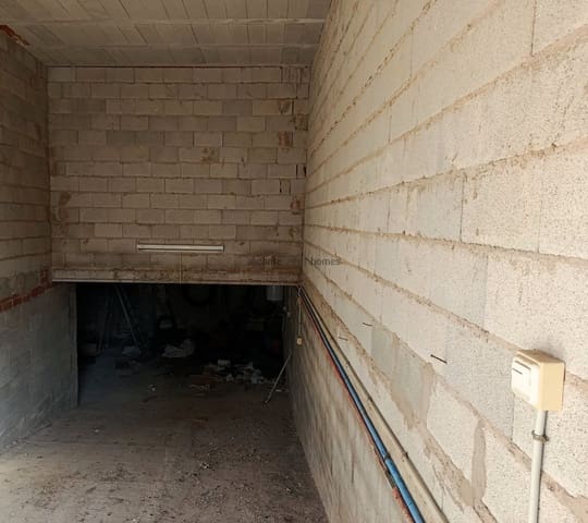 6 sypialnia Willa na sprzedaż w Elda z basenem garażem - 190 000 € (Ref: 9669889)