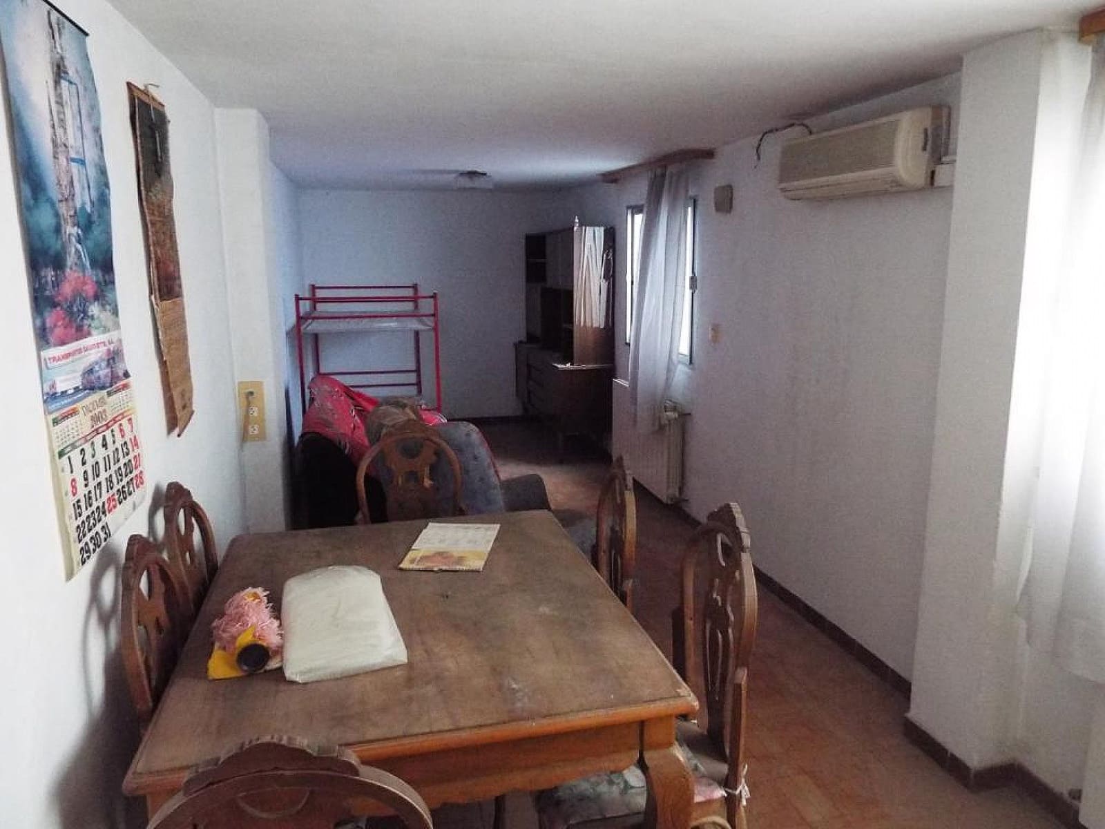 4 bedroom Apartment for sale in Caudete with garage - € 88,000 (Ref: 9682280)