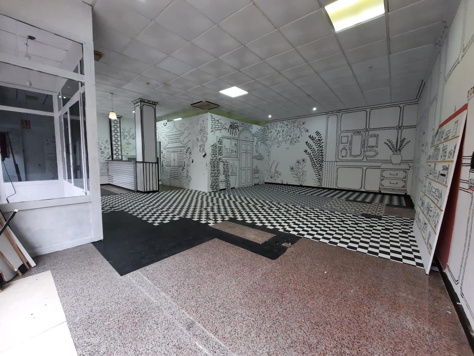 Kaupallinen myytävänä paikassa Petrel / Petrer - 59 000 € (Ref: 9685984)