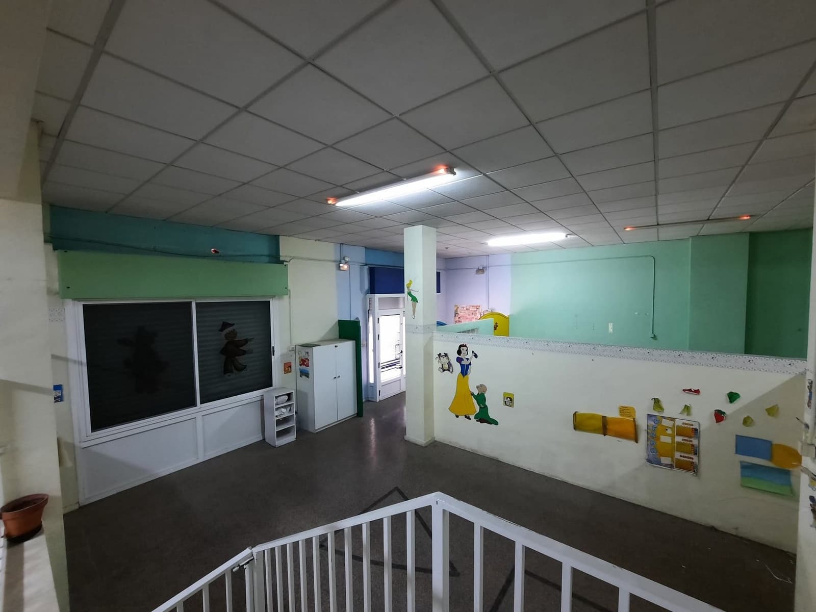 Kaupallinen myytävänä paikassa Petrel / Petrer - 67 000 € (Ref: 9685985)