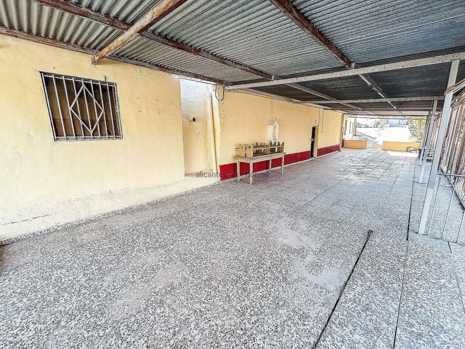 4 sypialnia Finka/Dom wiejski na sprzedaż w Crevillente / Crevillent z basenem garażem - 130 000 € (Ref: 9685986)