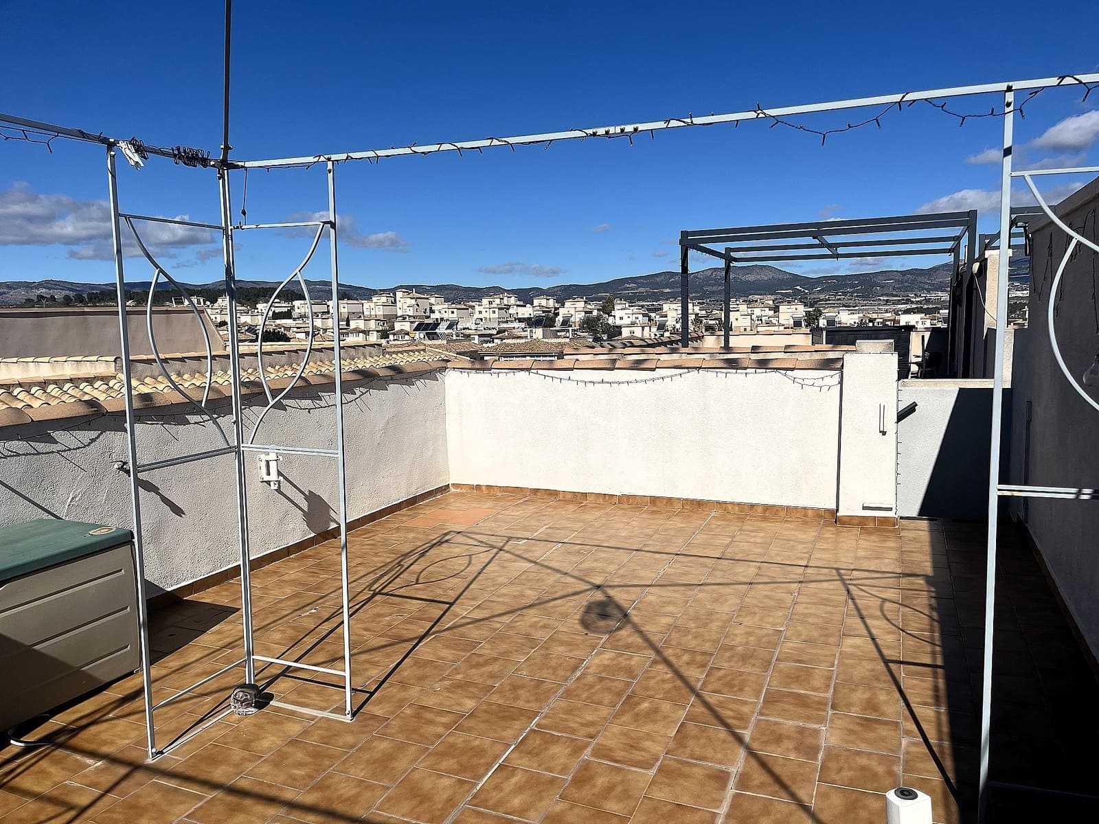 2 bedroom Apartment for sale in Castalla with pool - € 130,000 (Ref: 9694646)