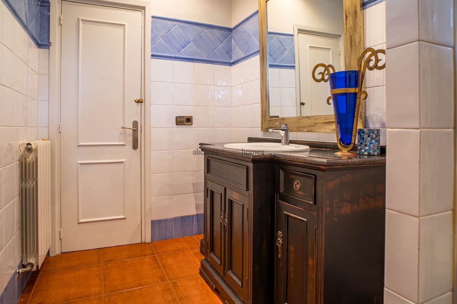 4 chambre Villa/Maison à vendre à Petrel / Petrer avec piscine garage - 490 000 € (Ref: 9698002)