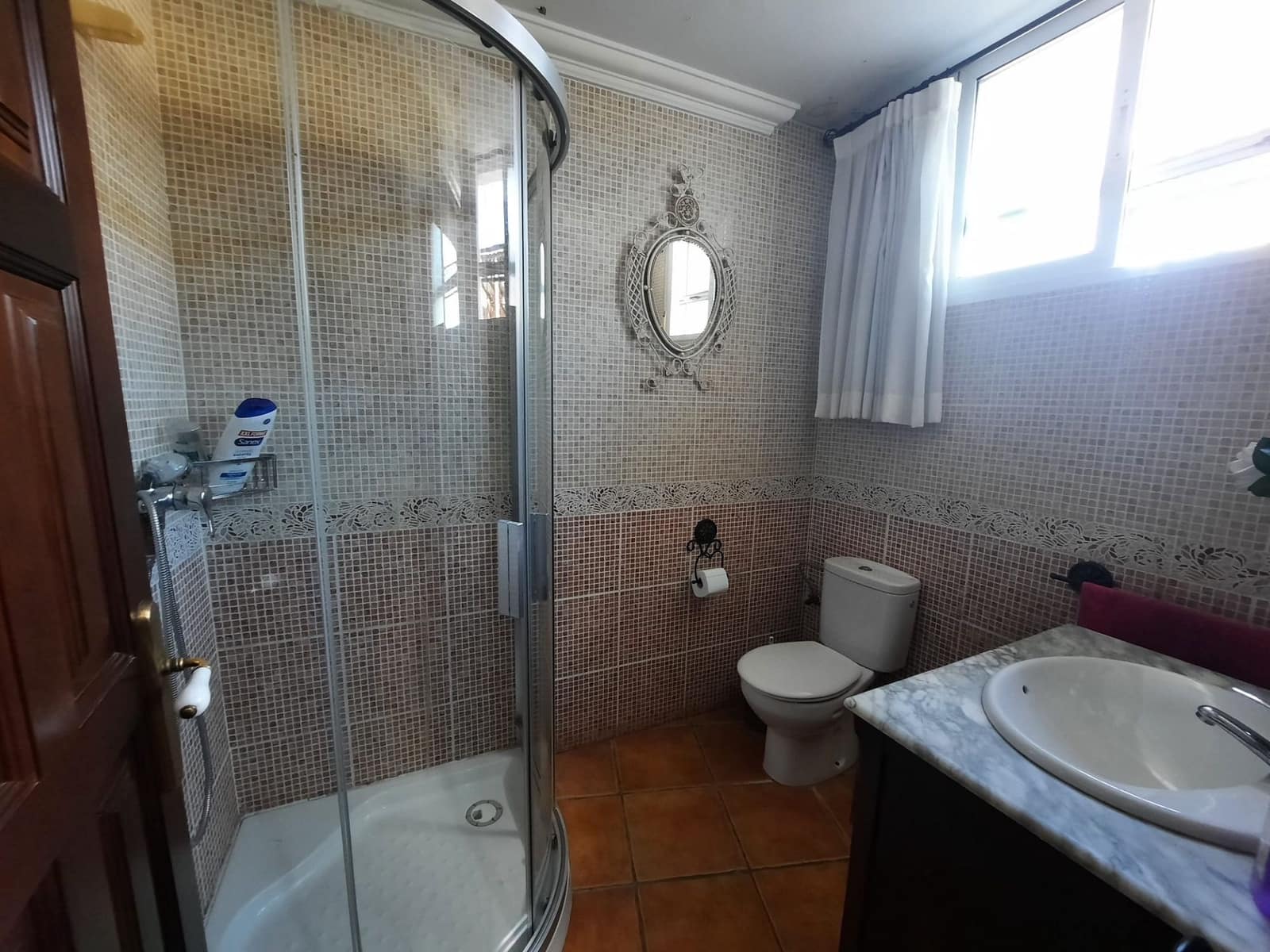 6 bedroom Villa for sale in Sax with pool garage - € 448,000 (Ref: 9698003)