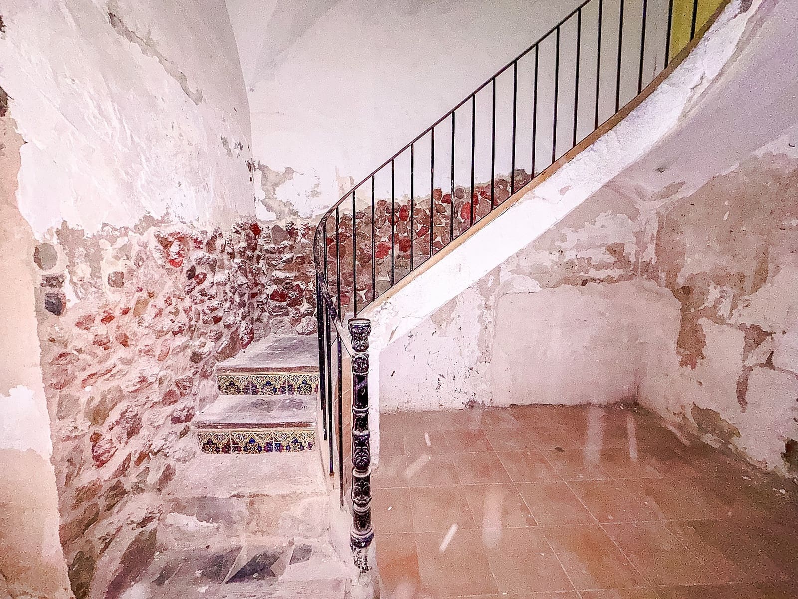 6 bedroom Townhouse for sale in Yecla - € 46,000 (Ref: 9698064)