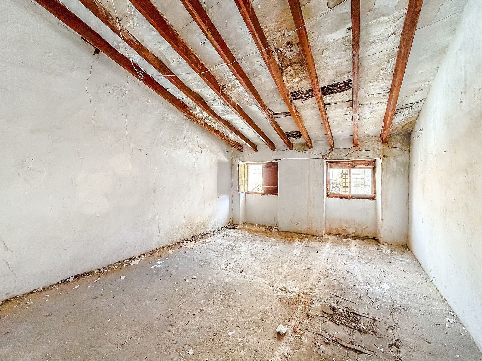 6 bedroom Townhouse for sale in Yecla - € 46,000 (Ref: 9698064)