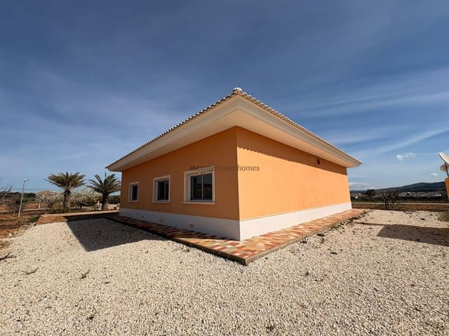 Chalet de 4 habitaciones en Pinoso en venta - 650.000 € (Ref: 9700389)