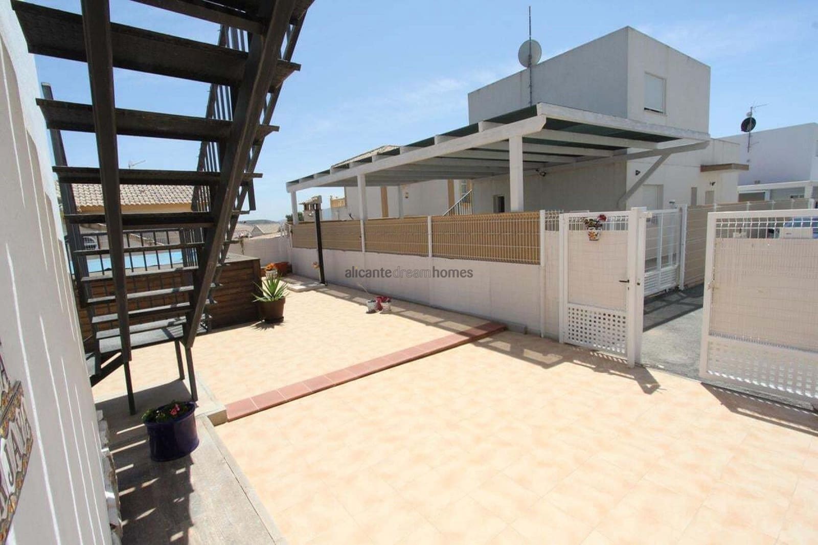 3 Zimmer Villa zu verkaufen in Fortuna mit Pool - 179.000 € (Ref: 9719416)