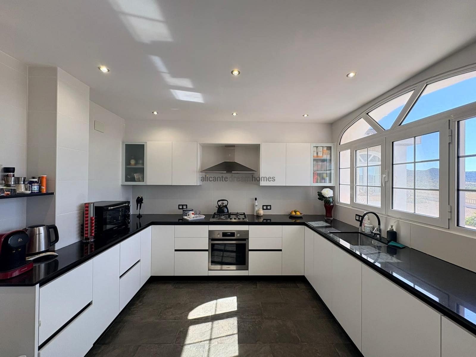 4 chambre Villa/Maison à vendre à Monovar / Monover avec piscine - 525 000 € (Ref: 9719417)