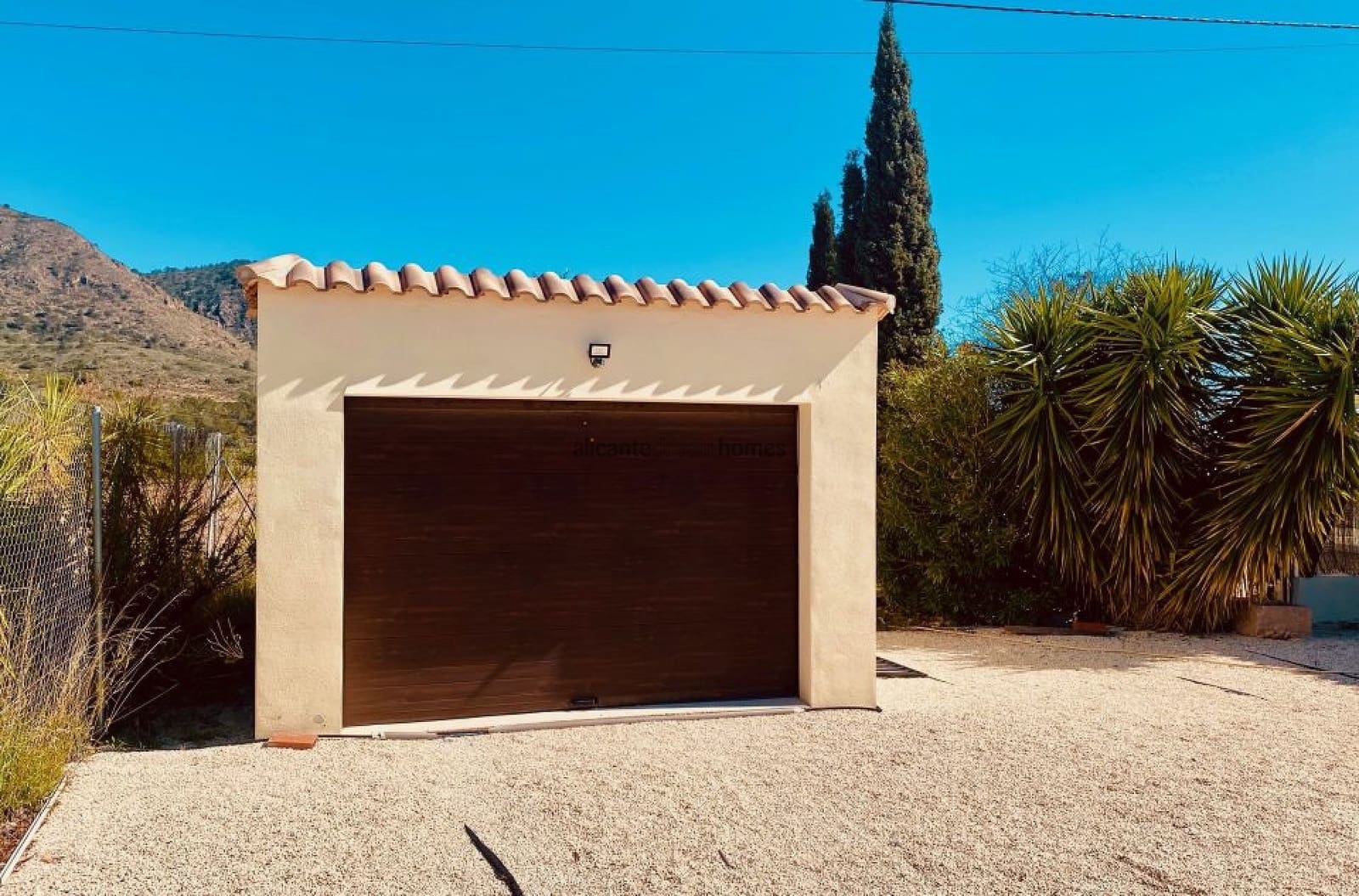 5 Zimmer Finca/Landgut zu verkaufen in El Canton mit Pool - 475.000 € (Ref: 9719418)