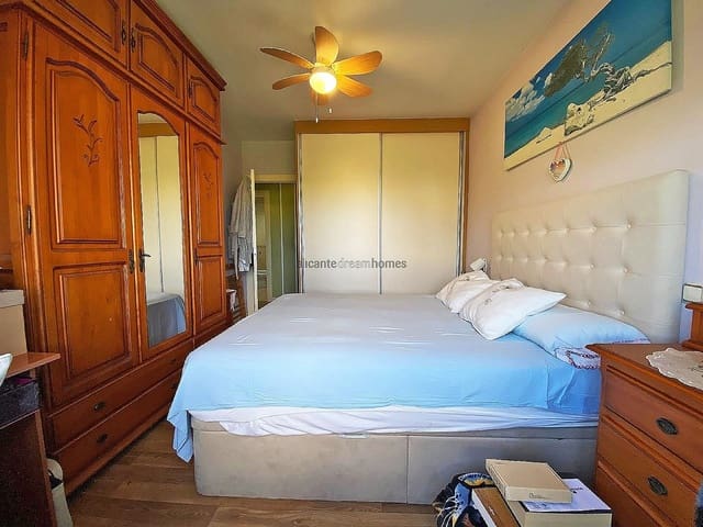 3 bedroom Apartment for sale in Pinoso with garage - € 120,000 (Ref: 9719420)