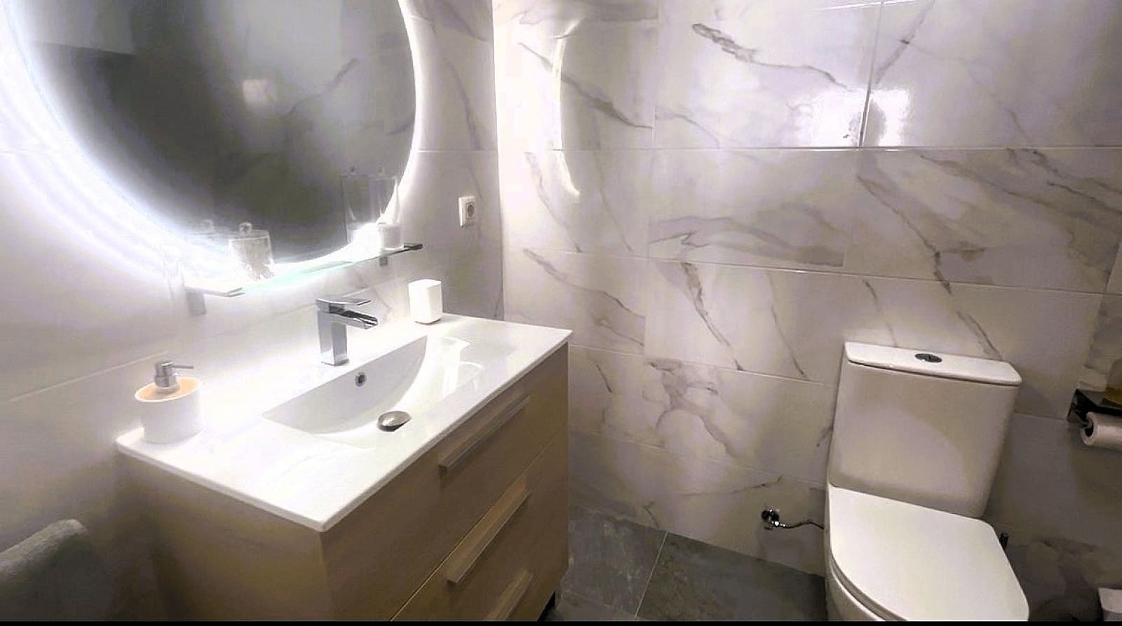 Chalet de 4 habitaciones en Castalla en venta con piscina - 285.000 € (Ref: 9723493)