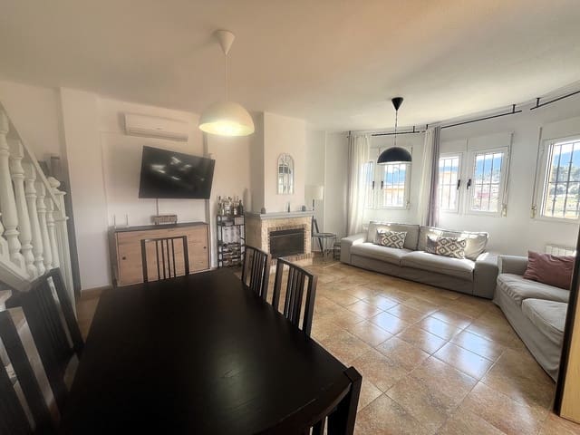 4 camera da letto Villa in vendita in Castalla con piscina - 285.000 € (Rif: 9723493)