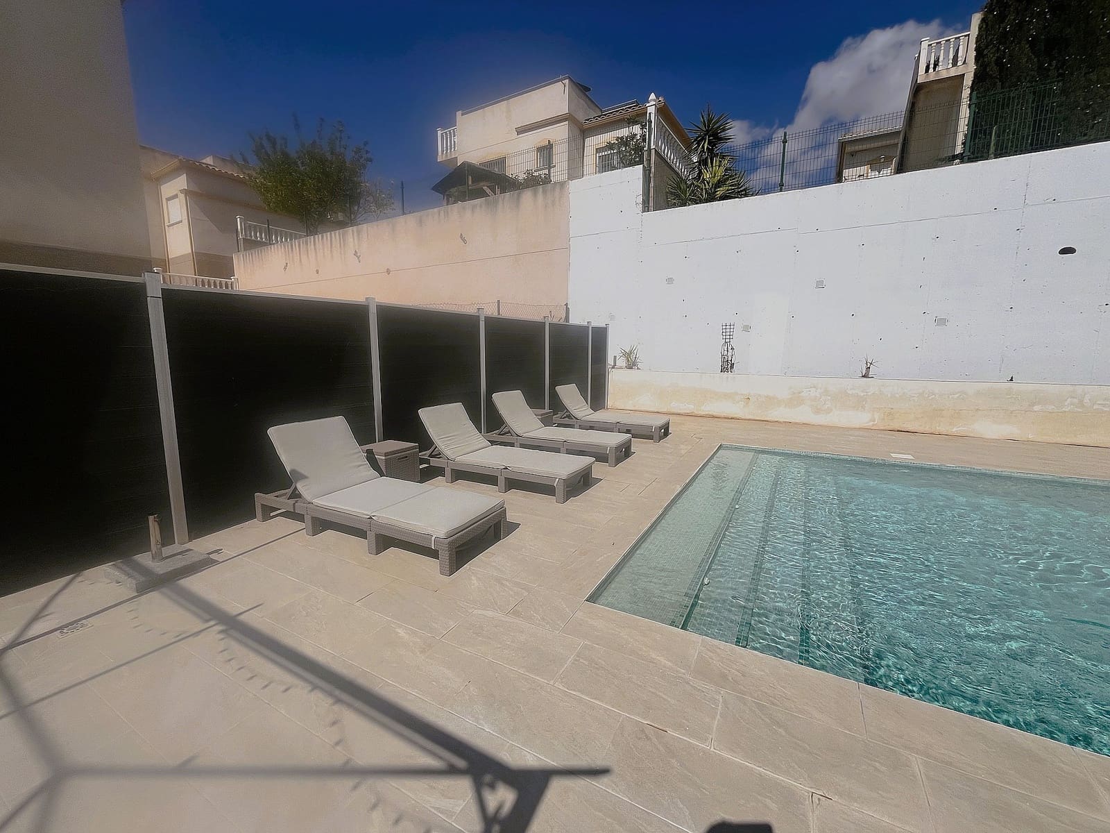 Chalet de 4 habitaciones en Castalla en venta con piscina - 285.000 € (Ref: 9723493)