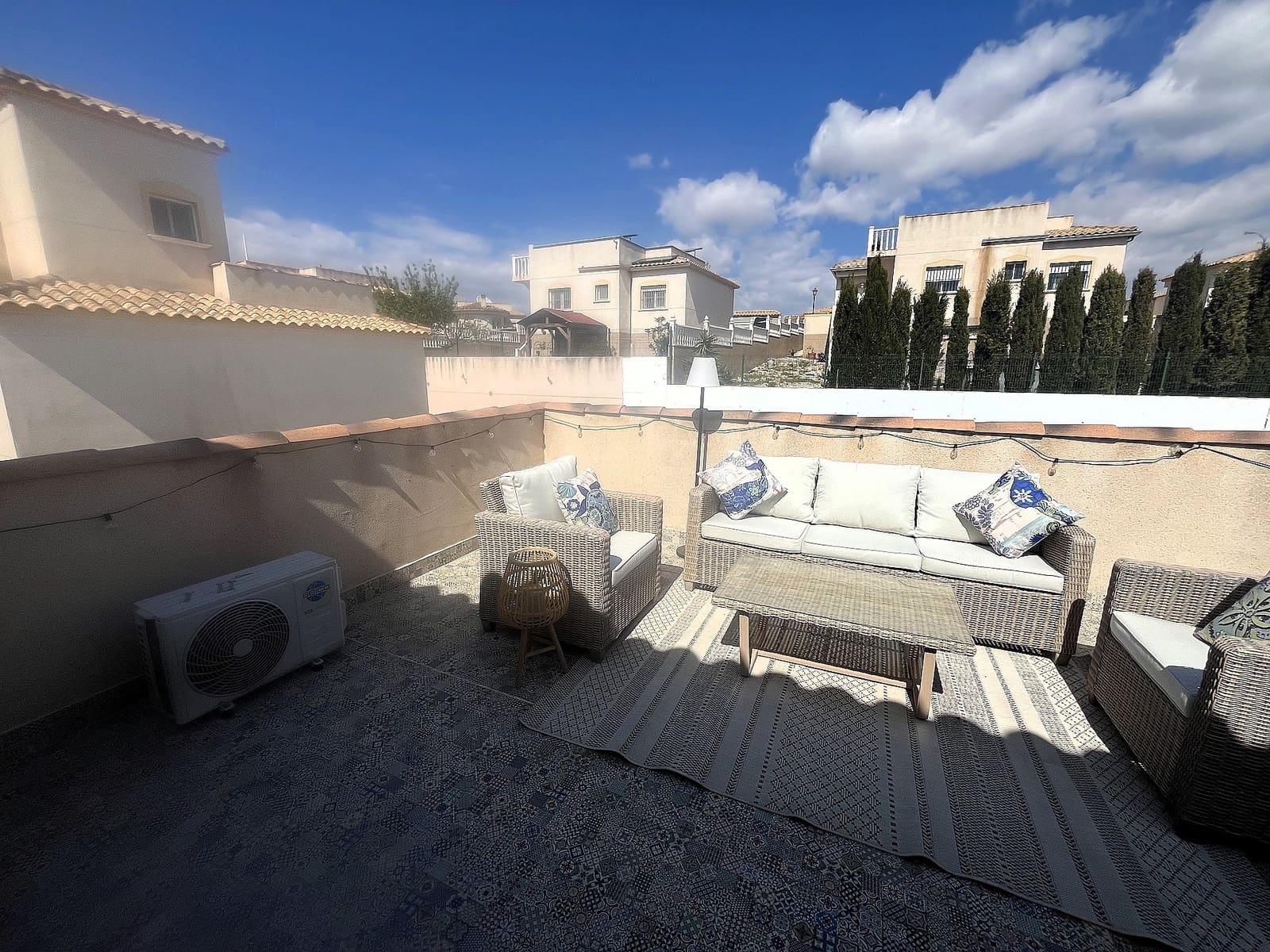 Chalet de 4 habitaciones en Castalla en venta con piscina - 285.000 € (Ref: 9723493)