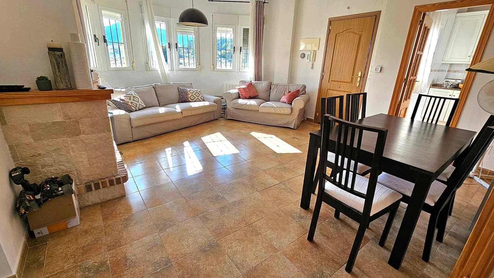 Chalet de 4 habitaciones en Castalla en venta con piscina - 285.000 € (Ref: 9723493)