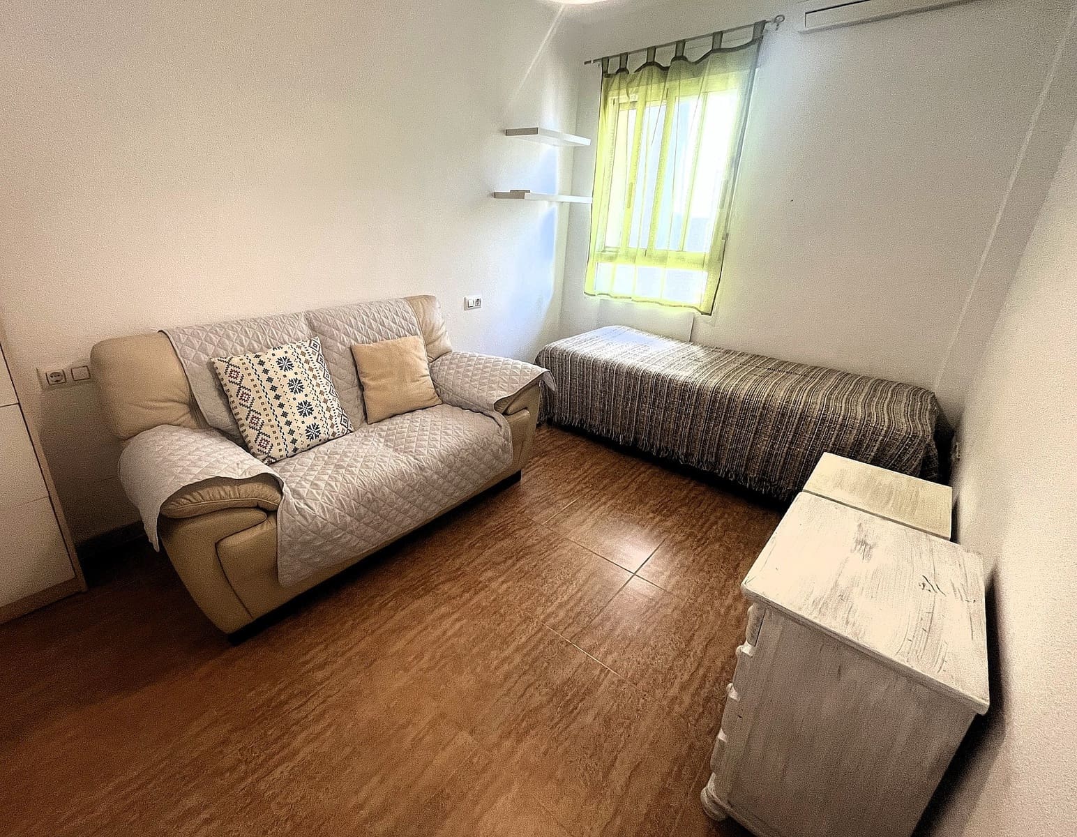 2 bedroom Apartment for sale in Castalla with pool - € 129,999 (Ref: 9731640)