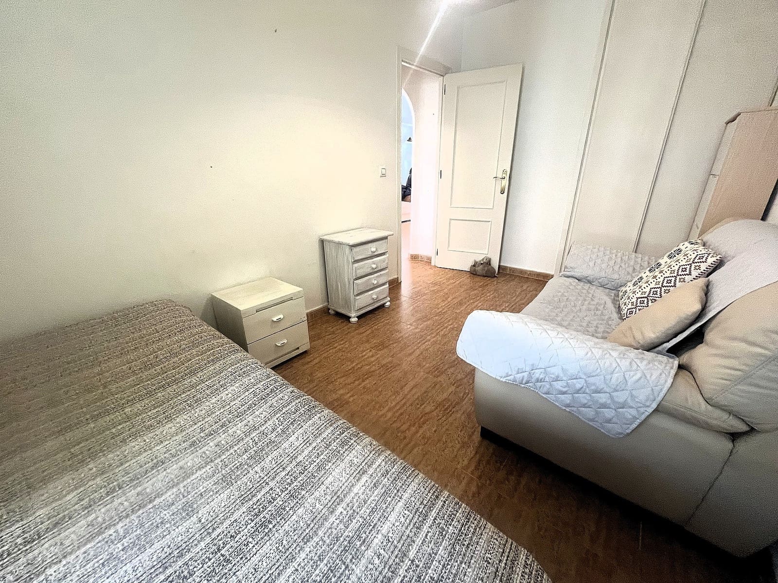 2 bedroom Apartment for sale in Castalla with pool - € 129,999 (Ref: 9731640)