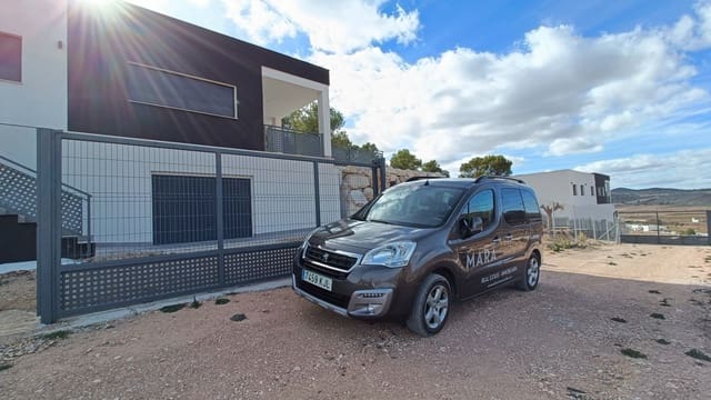 Chalet de 3 habitaciones en Cañada de la Lena, Abanilla en venta - 400.000 € (Ref: 9737879)