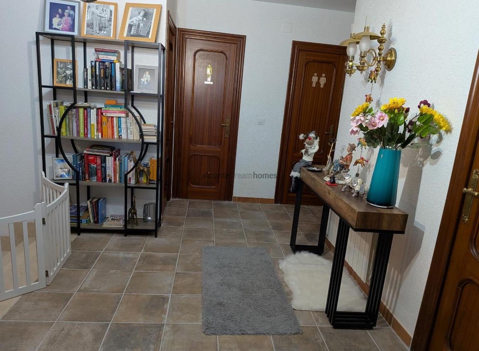 6 soverom Villa til salgs i Petrel / Petrer med garasje - € 495 000 (Ref: 9741470)