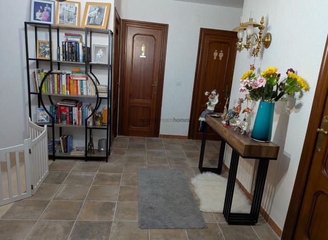 6 Zimmer Villa zu verkaufen in Petrel / Petrer mit Garage - 495.000 € (Ref: 9741470)