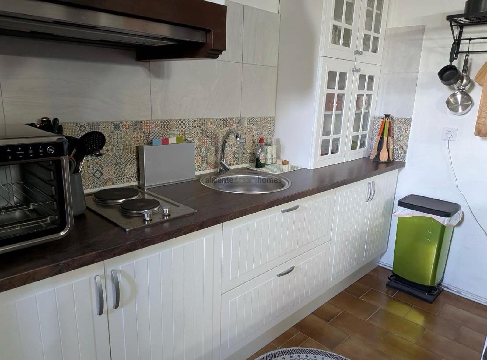 6 soverom Villa til salgs i Petrel / Petrer med garasje - € 495 000 (Ref: 9741470)