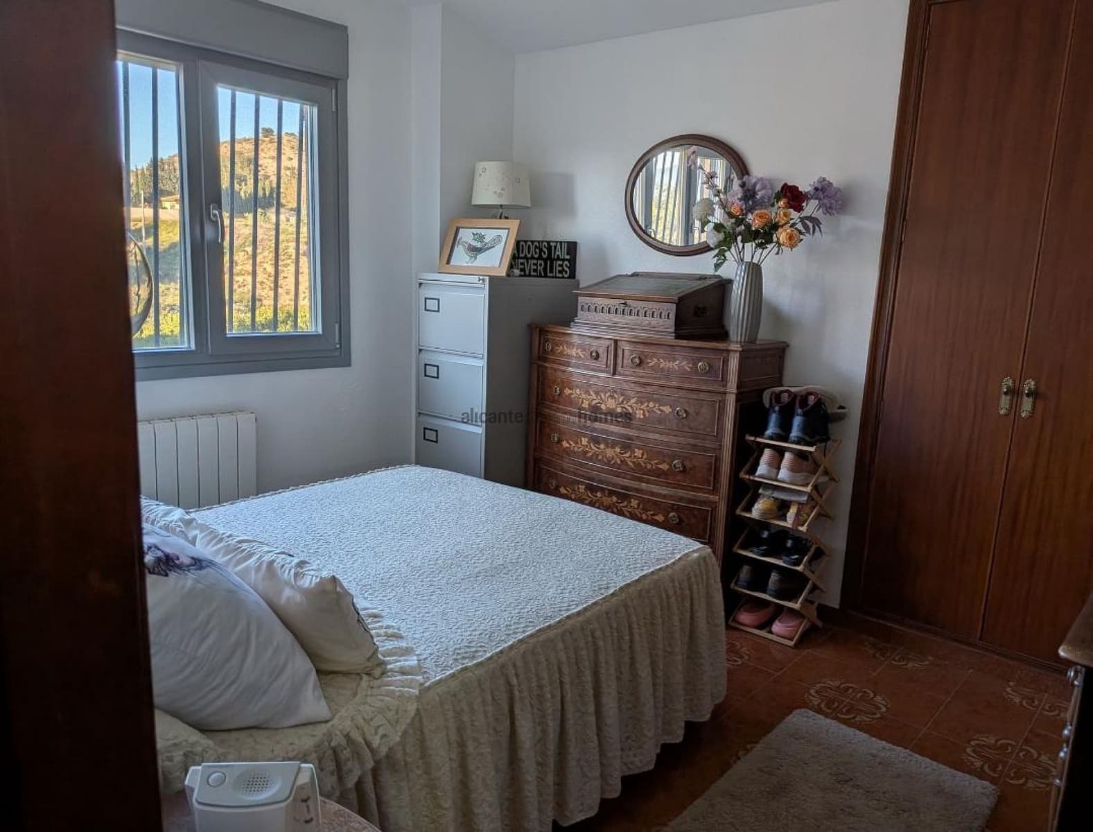 6 soverom Villa til salgs i Petrel / Petrer med garasje - € 495 000 (Ref: 9741470)