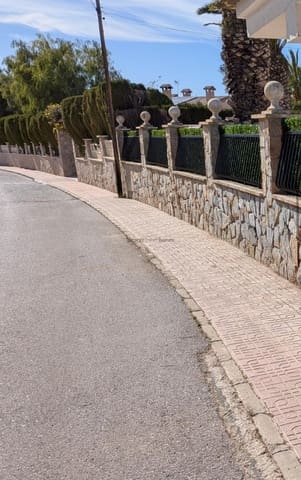 6 Zimmer Villa zu verkaufen in Petrel / Petrer mit Garage - 495.000 € (Ref: 9741470)