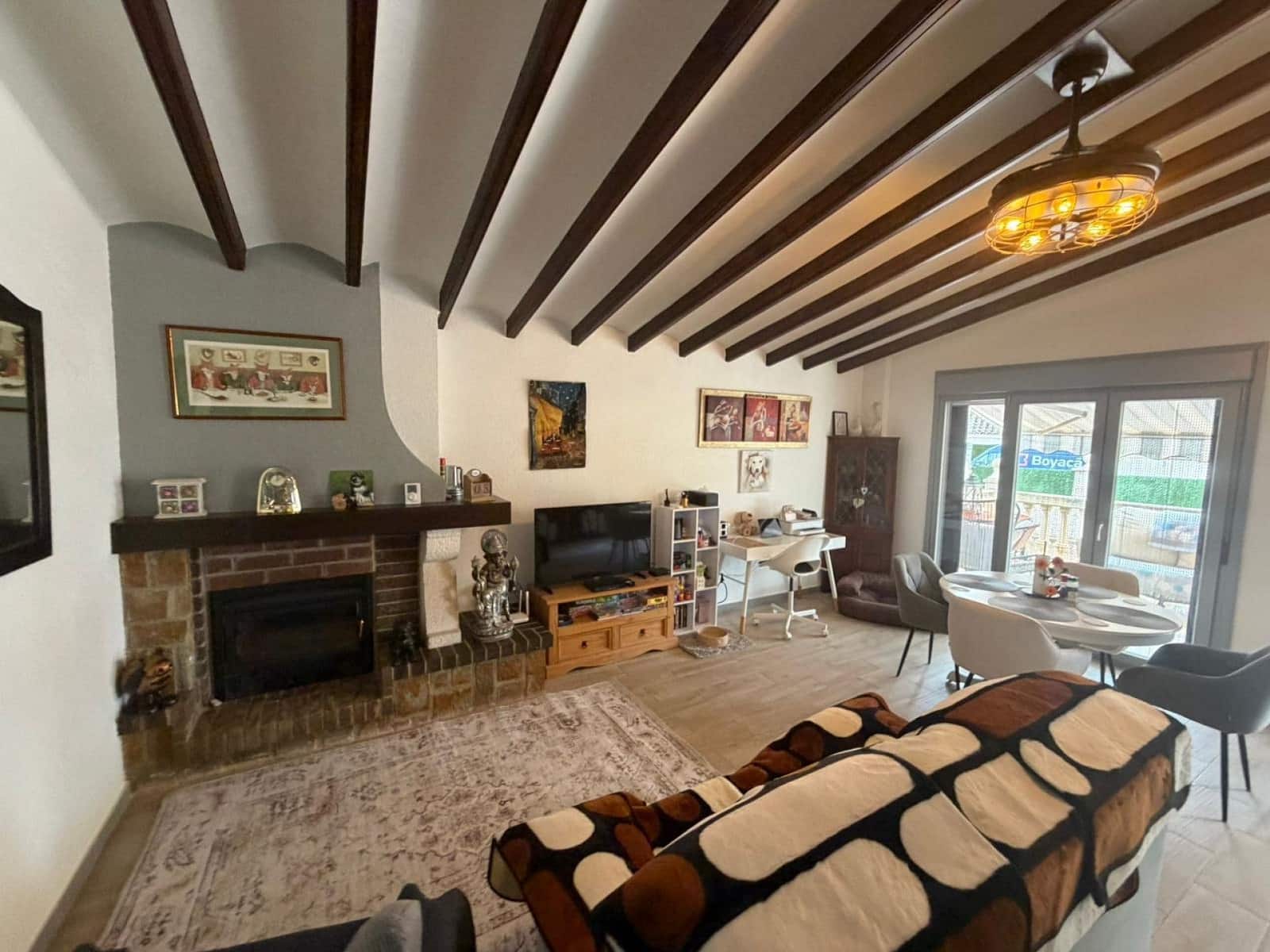 6 bedroom Villa for sale in Petrel / Petrer with pool garage - € 495,000 (Ref: 9741470)