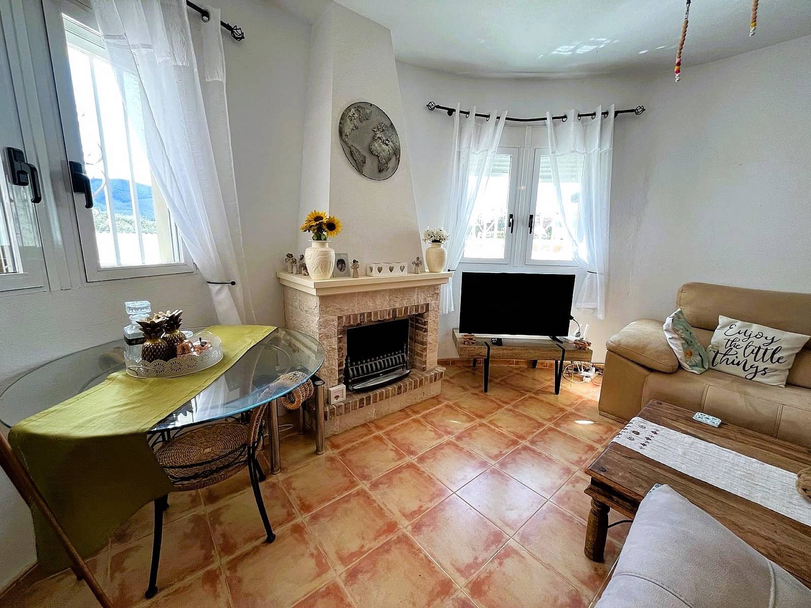 Chalet de 3 habitaciones en Castalla en venta con piscina garaje - 299.000 € (Ref: 9744041)