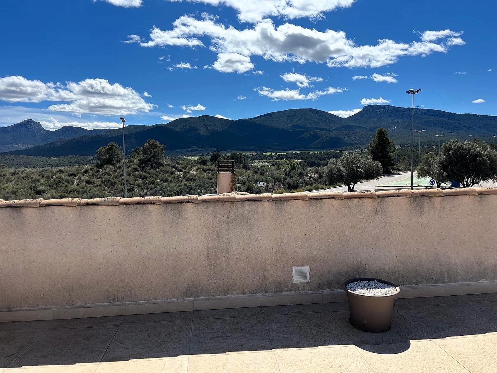 Chalet de 3 habitaciones en Castalla en venta con piscina garaje - 299.000 € (Ref: 9744041)