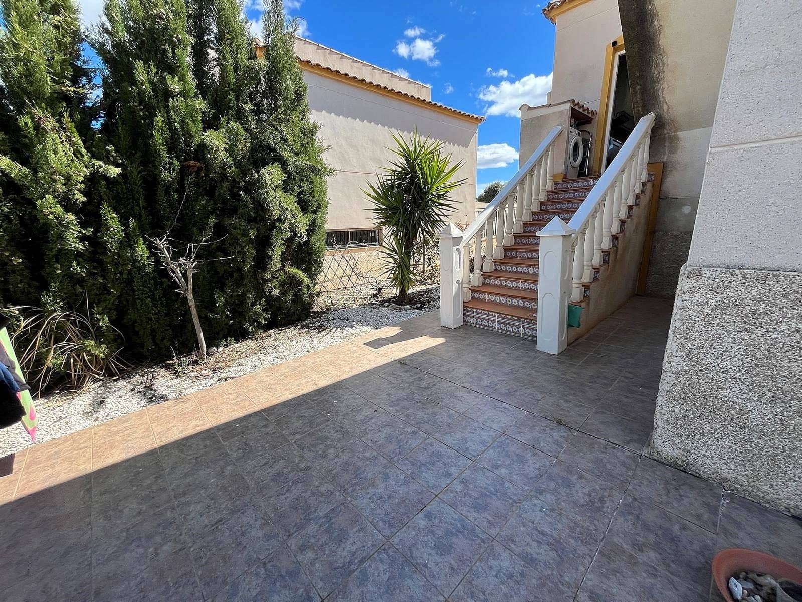 Chalet de 3 habitaciones en Castalla en venta con piscina garaje - 299.000 € (Ref: 9744041)