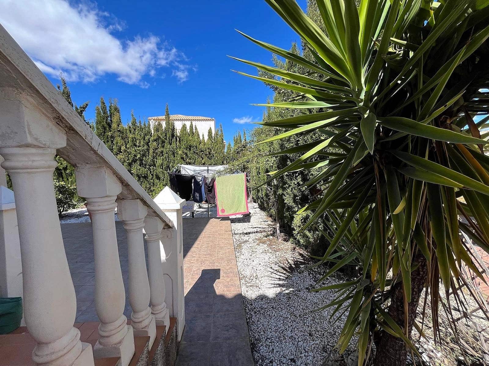 Chalet de 3 habitaciones en Castalla en venta con piscina garaje - 299.000 € (Ref: 9744041)