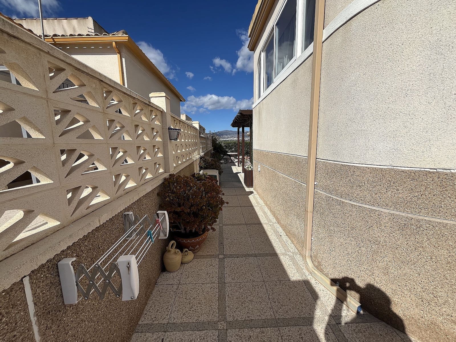 Chalet de 4 habitaciones en Castalla en venta con piscina garaje - 279.999 € (Ref: 9744042)