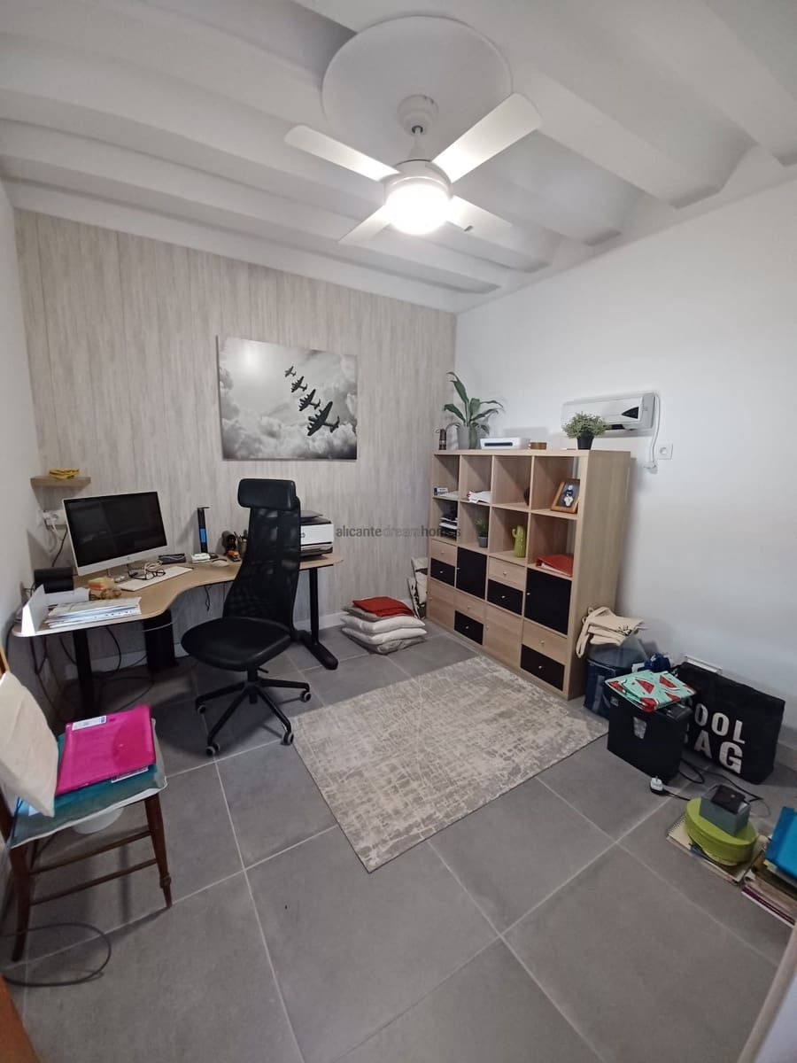 6 chambre Finca/Maison de Campagne à vendre à Pinoso avec piscine garage - 597 000 € (Ref: 9745217)