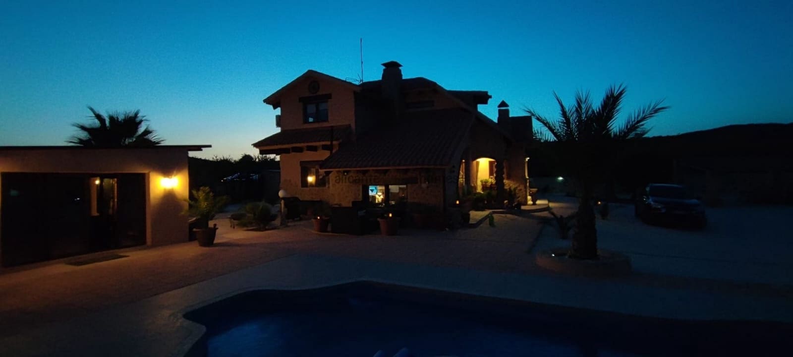 5 soveværelse Villa til salg i Pinoso med swimmingpool - € 499.995 (Ref: 9755274)