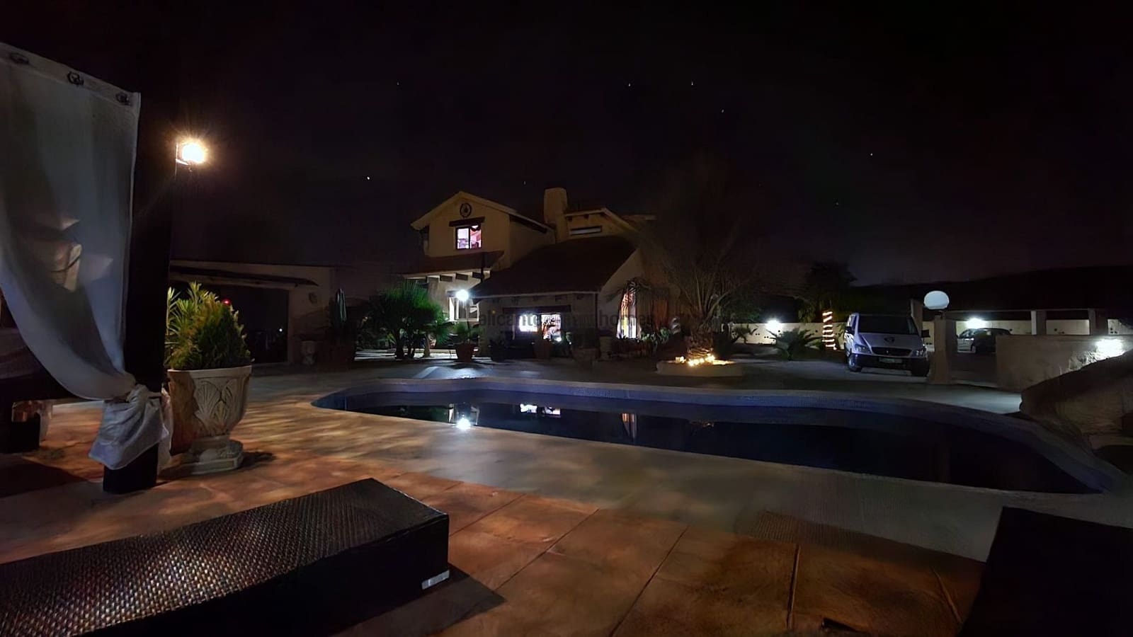 5 soveværelse Villa til salg i Pinoso med swimmingpool - € 499.995 (Ref: 9755274)